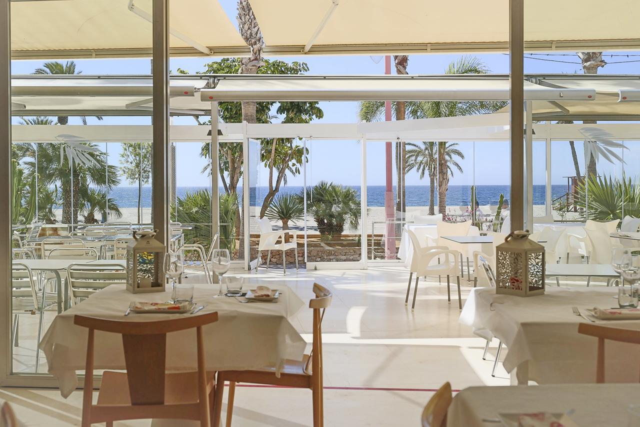 Hotel Las Palmas 카로보네라스 외부 사진